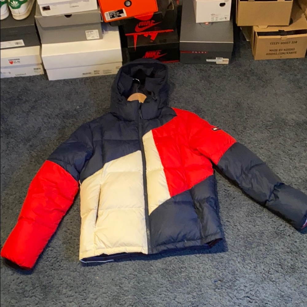 Tommy Hilfiger bubble jacket